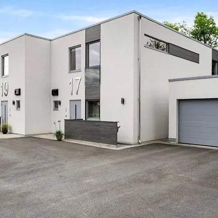 New And Modern Villa ヴィラ スタヴァンゲル
